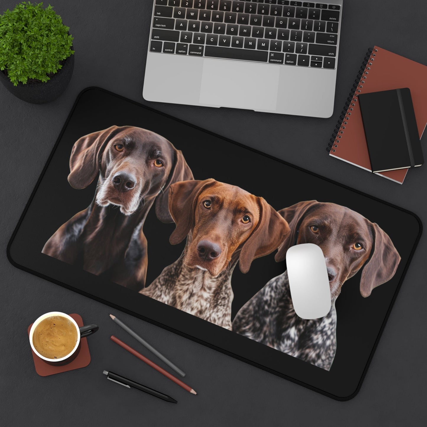 German Shorthaired Pointer GSP Dogs Desk Mat