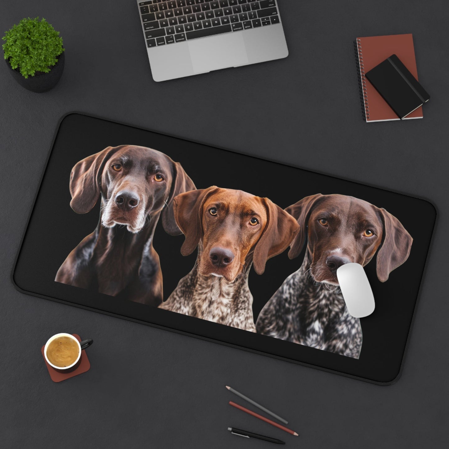 German Shorthaired Pointer GSP Dogs Desk Mat