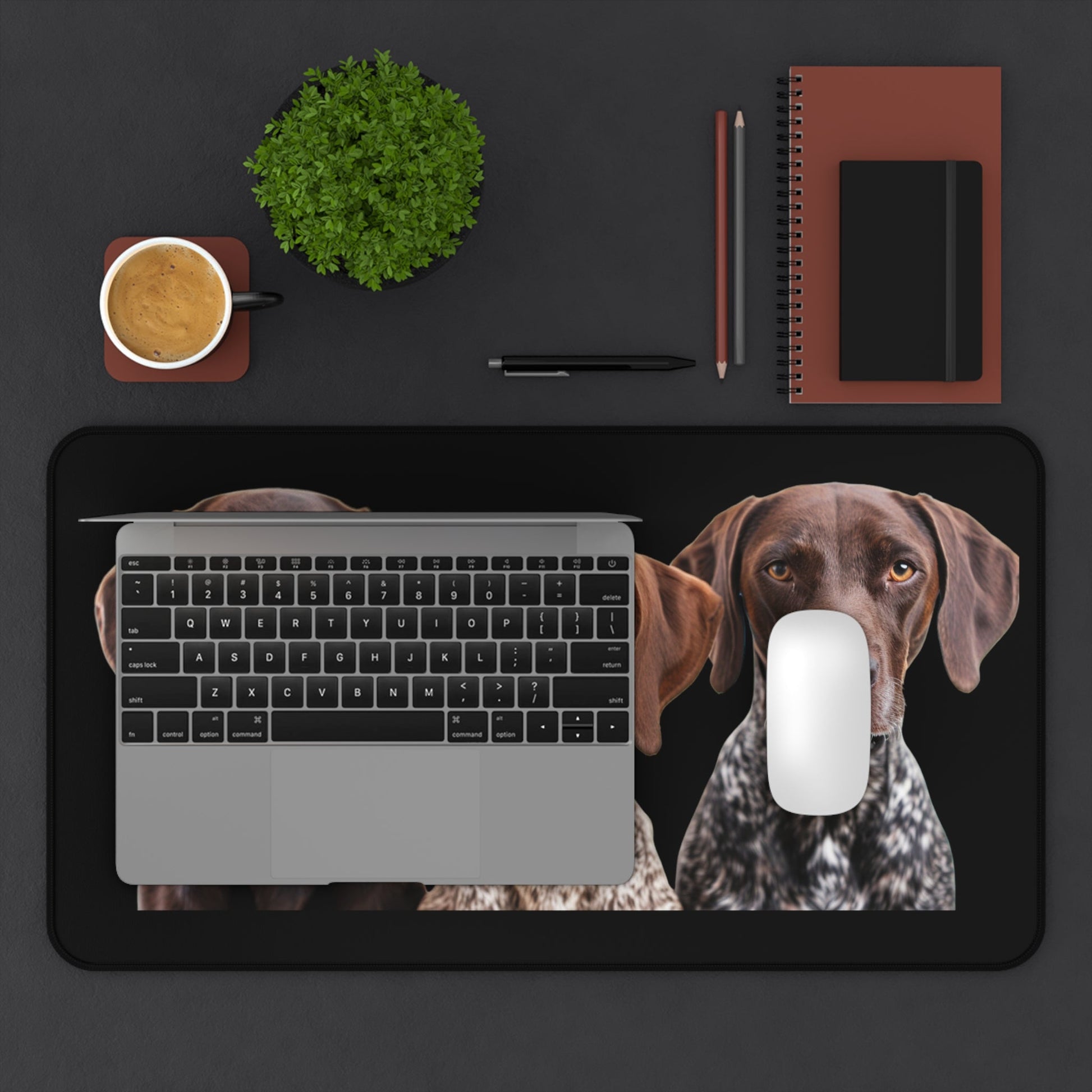 German Shorthaired Pointer GSP Dogs Desk Mat